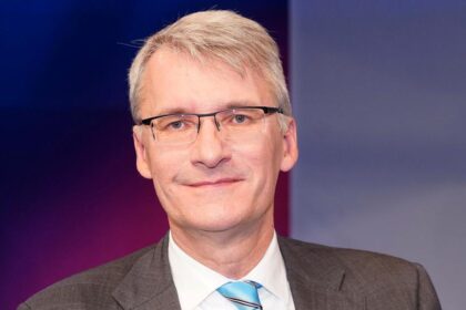 mit wem ist elmar theveßen verheiratet